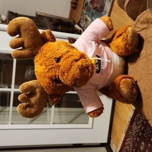 Wyoming 🫎 Moose Pink Sweatshirt "I ❤️ Wyoming" Embroidered on Hooves Like New!